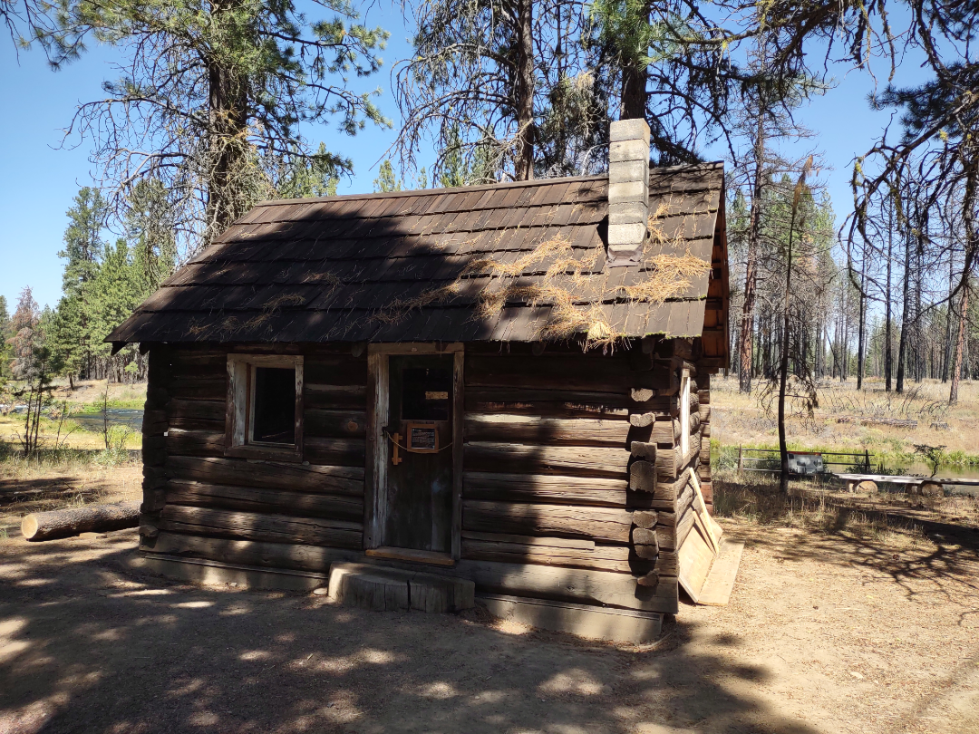 There were old cabins the workers stayed in.